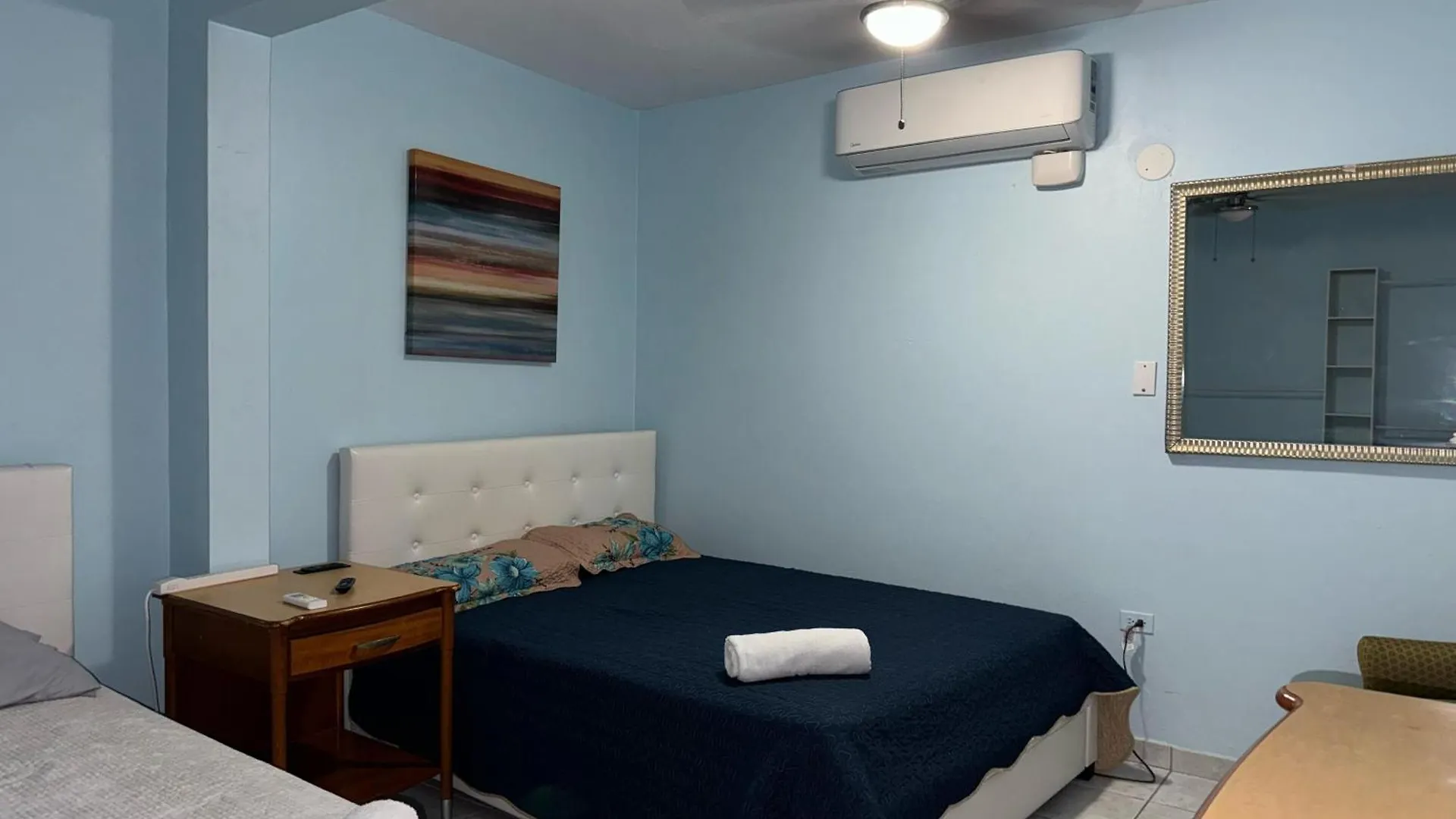 3Br, 1Ba Spacious Property In Catano, Near Bacardi Catano